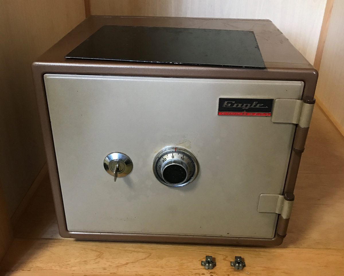 金庫 ダイヤル番号動かして開かなくなった！ 藤枝市 24時間営業の鍵屋 キーマン静岡